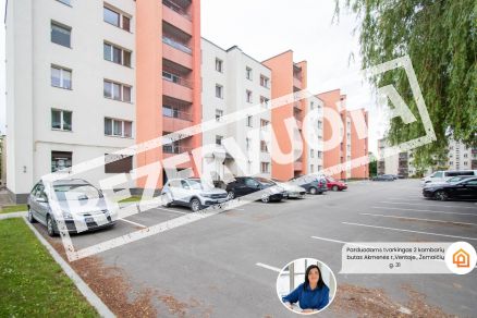 Renovuotame name! Parduodamas tvarkingas 2 kambarių butas Ventoje, Žemaičių g. 31, Akmenės r.