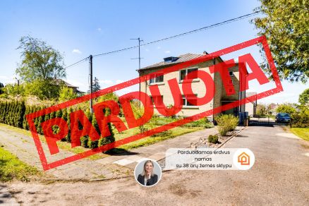 Parduodamas erdvus, mūrinis namas su 38 arų žemės sklypu Parko g., Skaistgirio mstl., Joni&scaron;kio r.