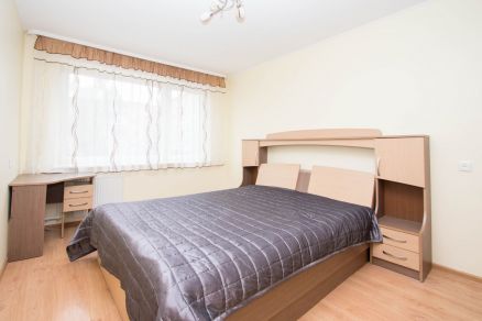 Antrame auk&scaron;te! I&scaron;nuomojamas tvarkingas 2 kambarių butas Korsako g. 29, &Scaron;iauliuose