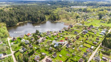 Kurtuvėnų regioniniame parke, Linartų kaime, parduodamas sodo namas su 6,32 arų sklypu.
