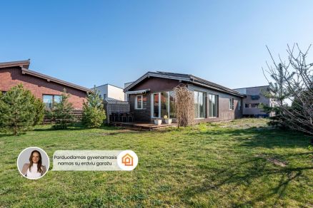 Parduodamas jaukus ir ekonomiškas namas su erdviu garažu bei galimybe vykdyti verslą - Rasytės g., Mazūriškių k., Klaipėdos r. sav