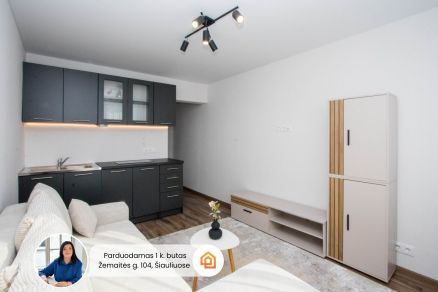 Parduodamas jaukus, šviesus ir tvarkingas 1 kambario butas bendrabučio tipo name Žemaitės g. 104, Šiauliai